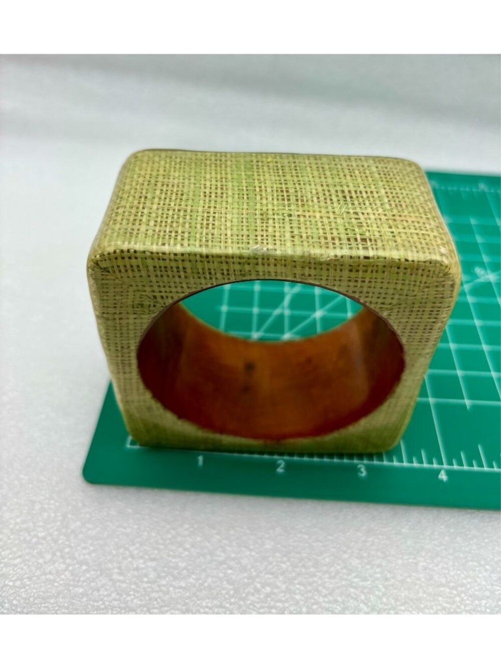 1980s Chunky Woven Straw Print Resin Bracelet - Picture 7 of 7